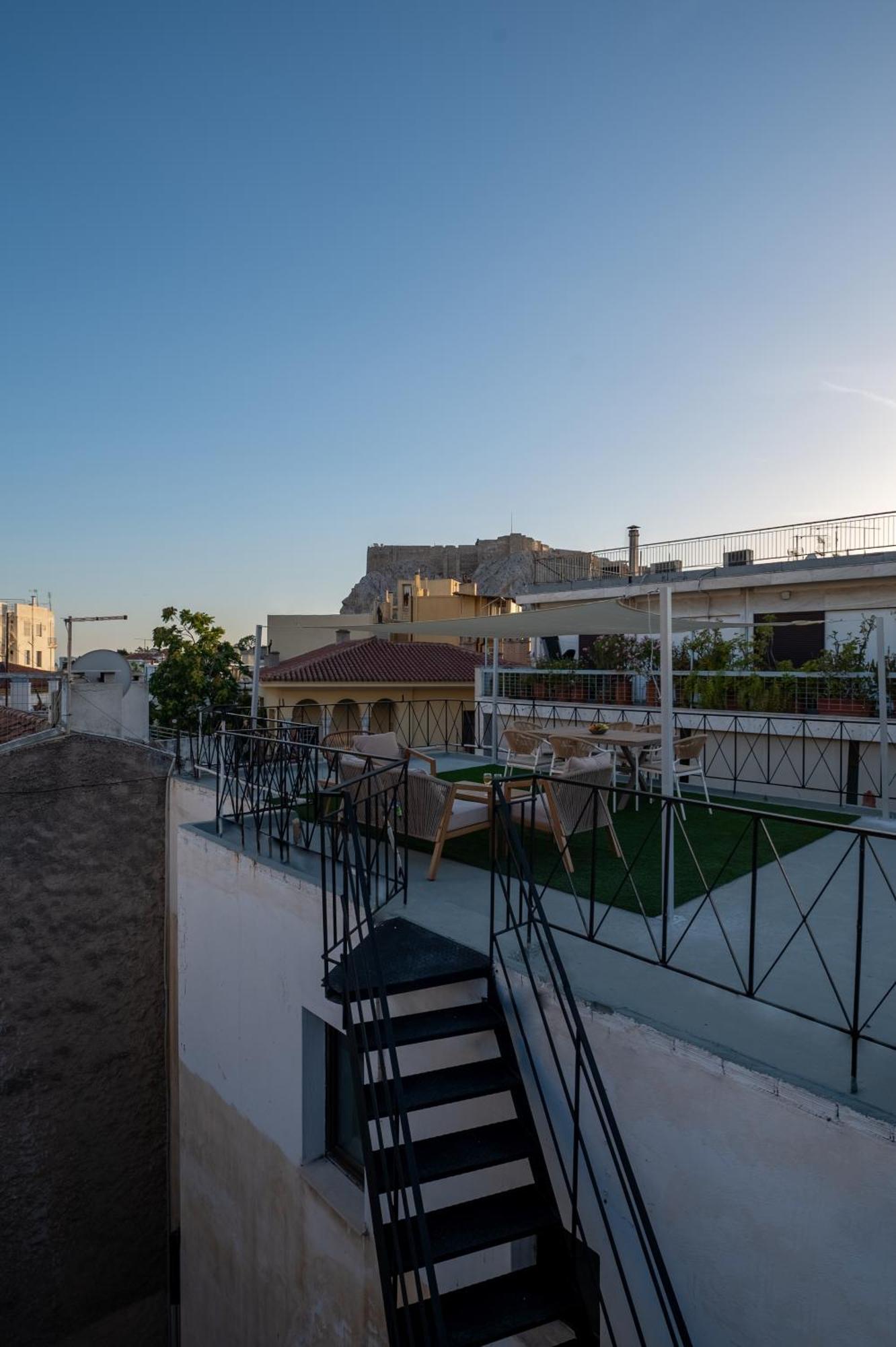 Live Life Plaka Apartment أثينا المظهر الخارجي الصورة